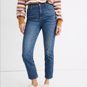 Madewell Classic Straight Jeans in Coldbrook Wash